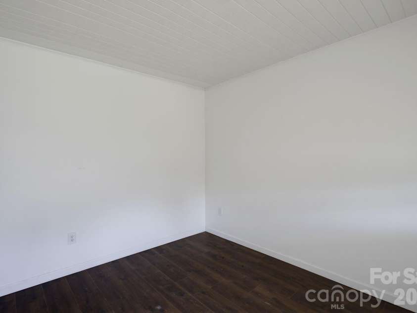 149 Dobbins Street, Wallace, NC 28466.  MLS# CAR4394453, YatesRealty ID 45333. 