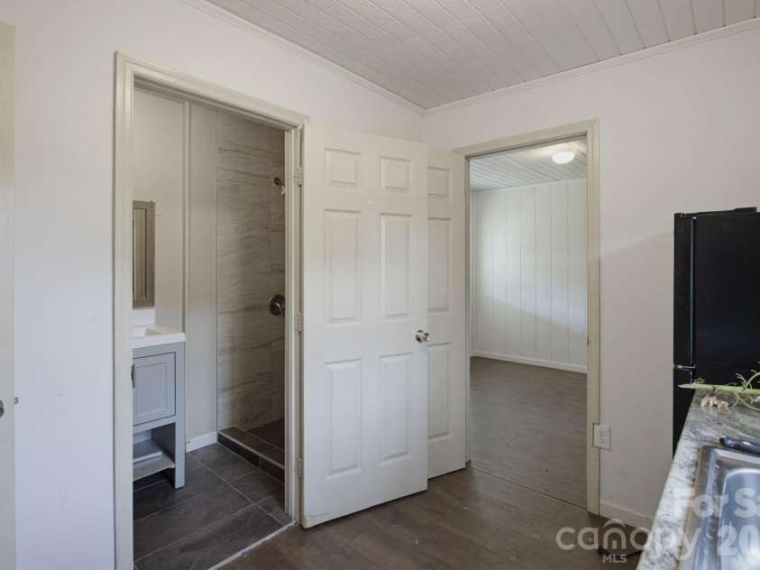 149 Dobbins Street, Wallace, NC 28466.  MLS# CAR4394453, YatesRealty ID 45333. 