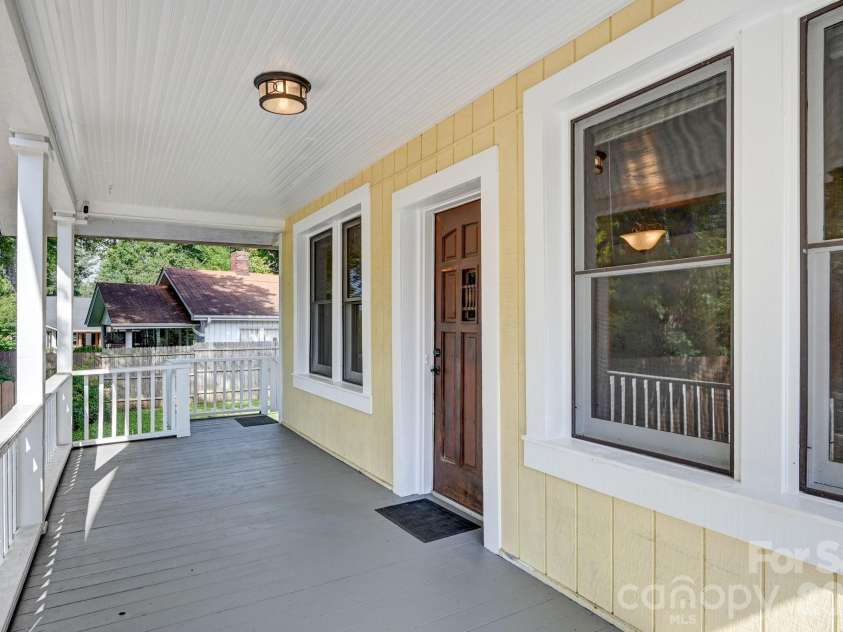 376 Fairview Road, Asheville, NC 28803.  MLS# CAR4415834, YatesRealty ID 45338. 