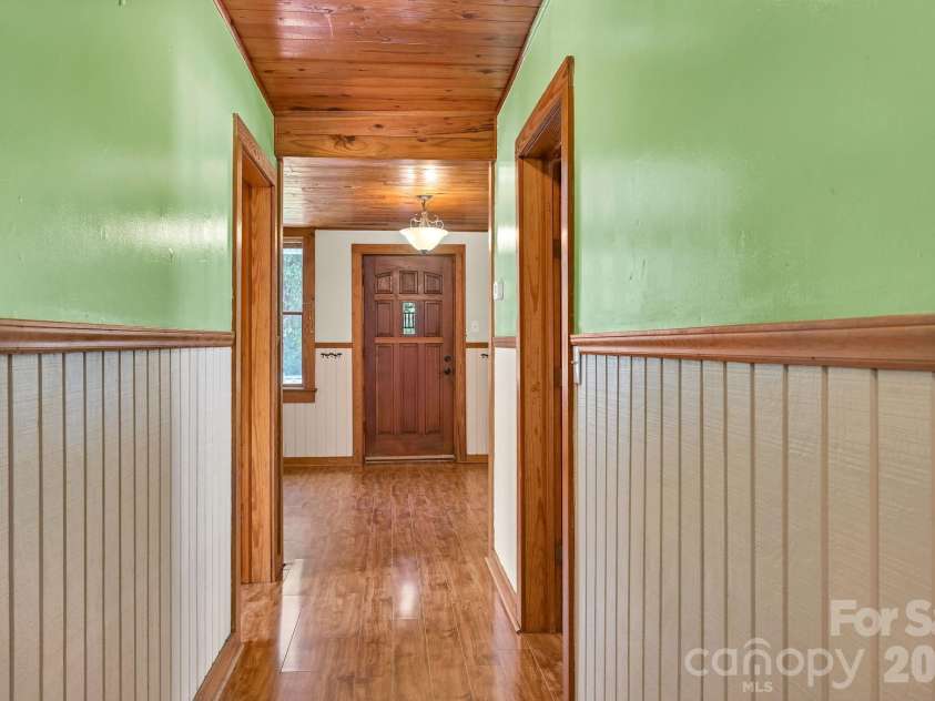 376 Fairview Road, Asheville, NC 28803.  MLS# CAR4415834, YatesRealty ID 45338. 