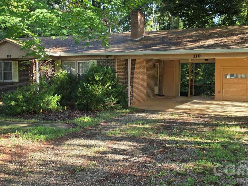 110 Delmar Road, Shelby, NC 28152.  MLS# CAR4416102, YatesRealty ID 45339. 