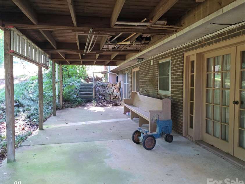 110 Delmar Road, Shelby, NC 28152.  MLS# CAR4416102, YatesRealty ID 45339. 