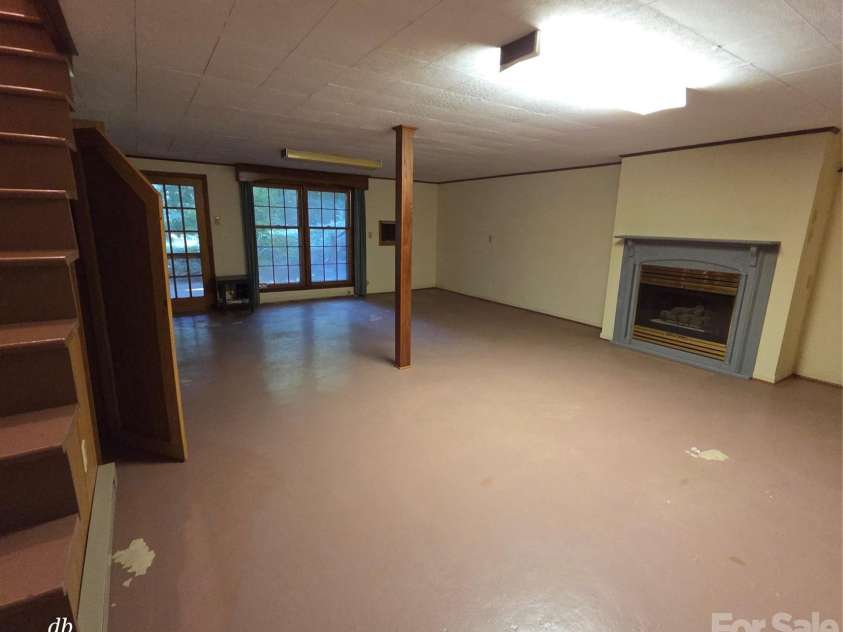 110 Delmar Road, Shelby, NC 28152.  MLS# CAR4416102, YatesRealty ID 45339. 