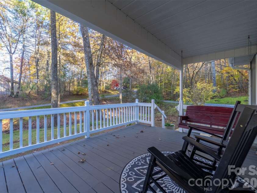 115 Indian Trail, Franklin, NC 28734.  MLS# CAR4344082, YatesRealty ID 4534. 