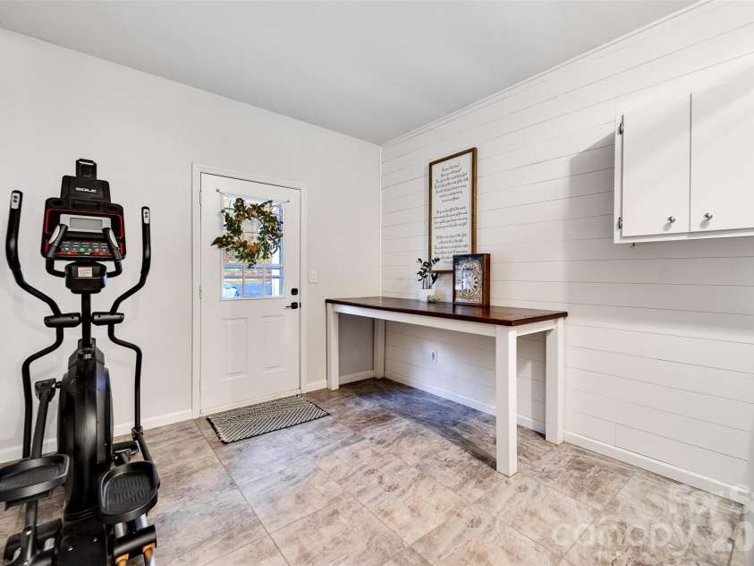 115 Indian Trail, Franklin, NC 28734.  MLS# CAR4344082, YatesRealty ID 4534. 