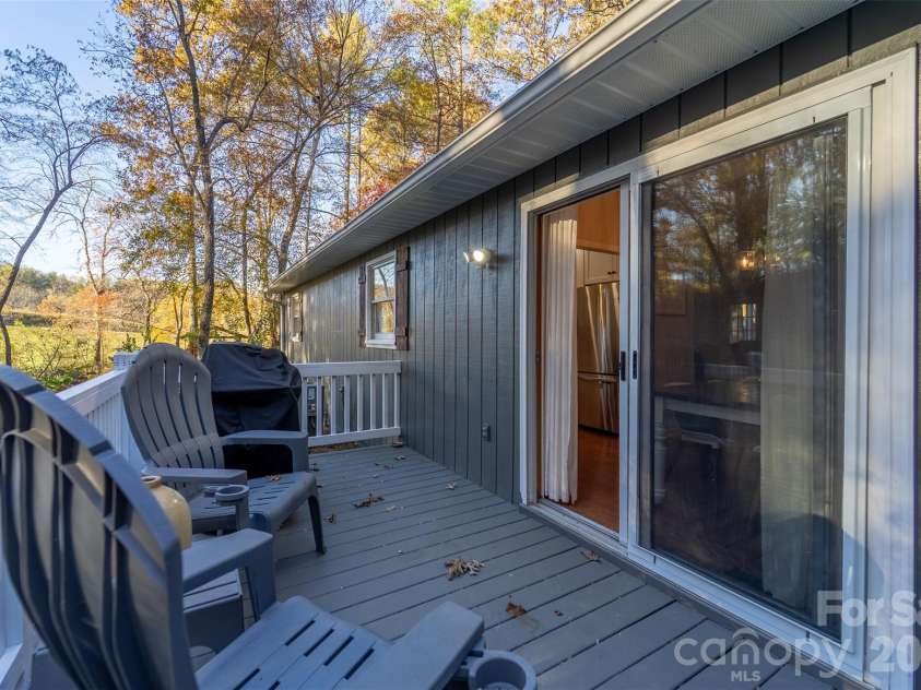 115 Indian Trail, Franklin, NC 28734.  MLS# CAR4344082, YatesRealty ID 4534. 