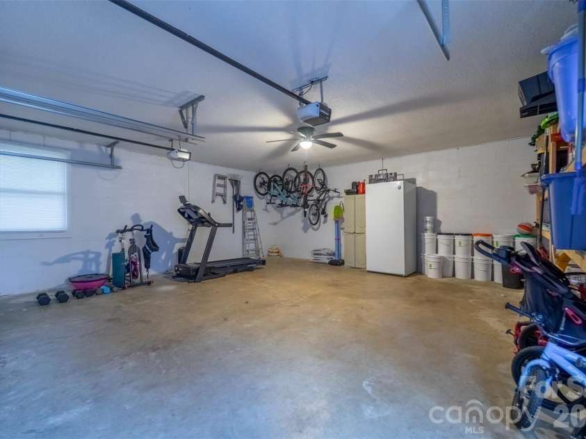 115 Indian Trail, Franklin, NC 28734.  MLS# CAR4344082, YatesRealty ID 4534. 