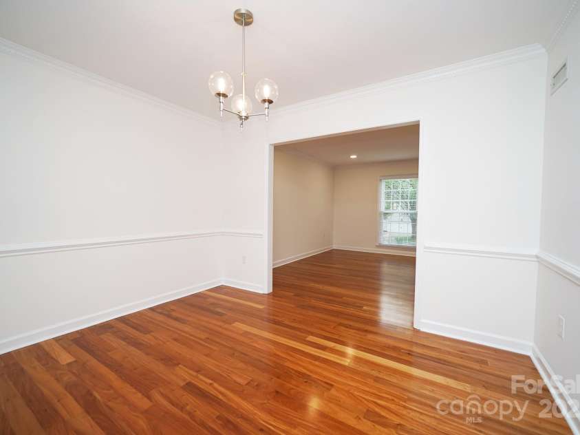 5925 Carmel Station Avenue, Charlotte, NC 28226.  MLS# CAR4227662, YatesRealty ID 4534. 