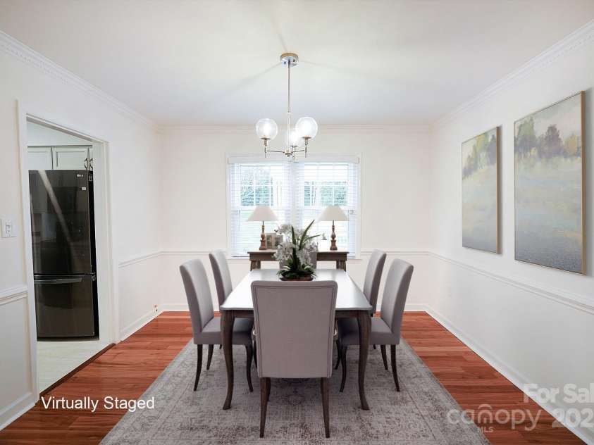 5925 Carmel Station Avenue, Charlotte, NC 28226.  MLS# CAR4227662, YatesRealty ID 4534. Dining