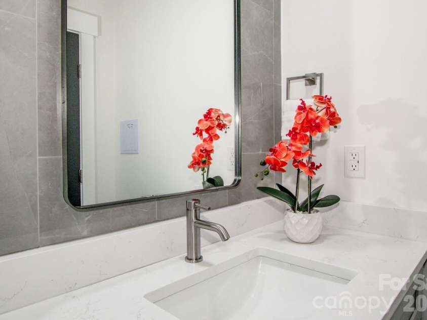 6229 Mountain Grove Road, Hickory, NC 28602.  MLS# CAR4340145, YatesRealty ID 4534. 2nd full bathroom in basement