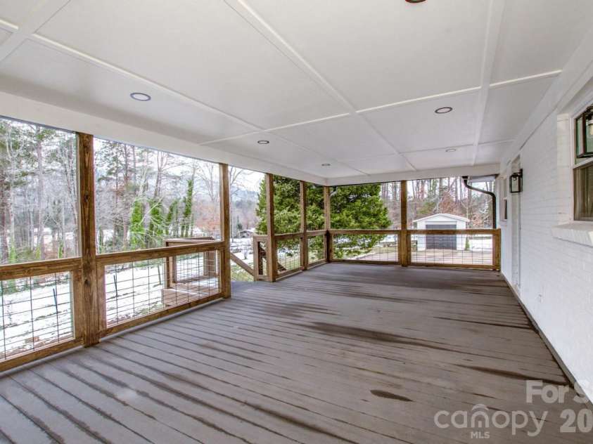 6229 Mountain Grove Road, Hickory, NC 28602.  MLS# CAR4340145, YatesRealty ID 4534. Back deck