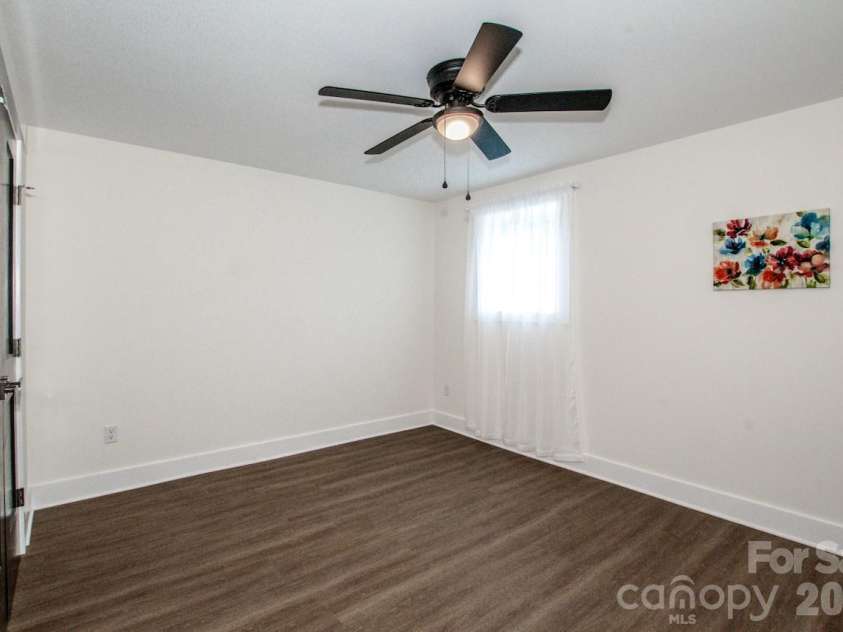 6229 Mountain Grove Road, Hickory, NC 28602.  MLS# CAR4340145, YatesRealty ID 4534. Basement guest room