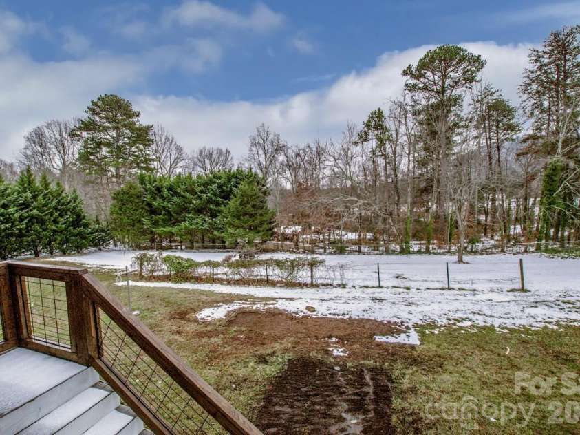 6229 Mountain Grove Road, Hickory, NC 28602.  MLS# CAR4340145, YatesRealty ID 4534. Private backyard
