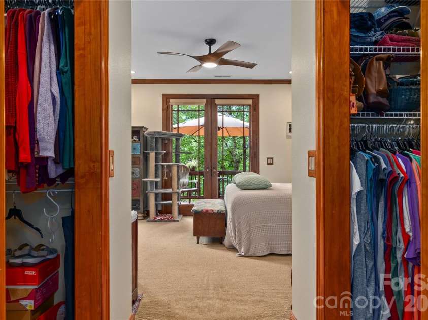 270 Par 3 Road, Whittier, NC 28789.  MLS# CAR4410907, YatesRealty ID 45340. 