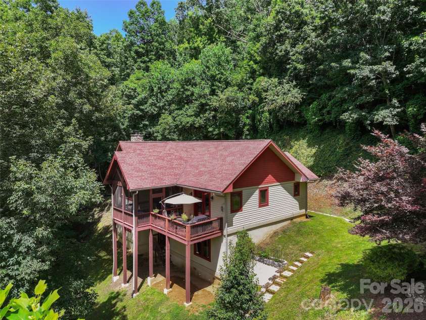 270 Par 3 Road, Whittier, NC 28789.  MLS# CAR4410907, YatesRealty ID 45340. 