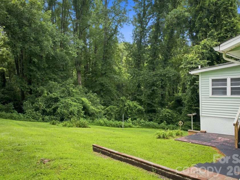 121 Rhyne Street, Morganton, NC 28655.  MLS# CAR4415739, YatesRealty ID 45341. 