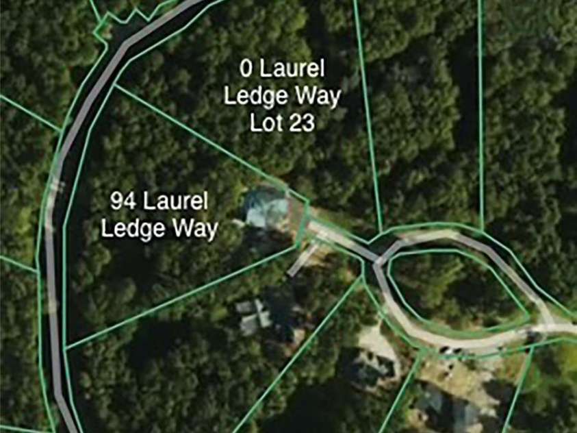 94 Laurel Ledge Way, Fletcher, NC 28732.  MLS# CAR4415345, YatesRealty ID 45344. 