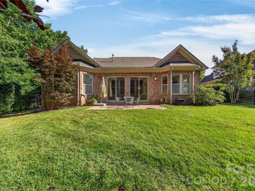 4028 Deer Track Court, Mint Hill, NC 28227.  MLS# CAR4397443, YatesRealty ID 45346. 