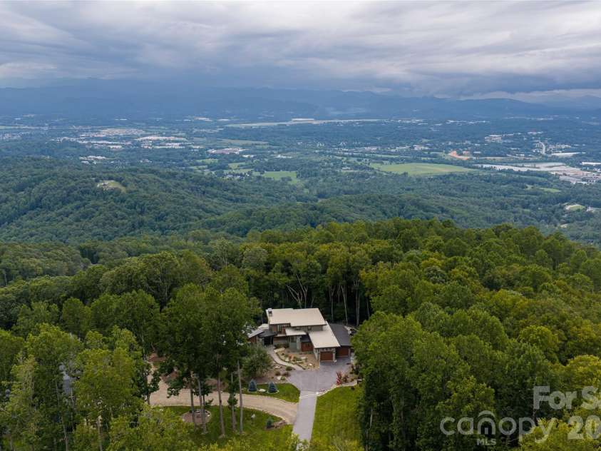 94A Laurel Ledge Way, Fletcher, NC 28732.  MLS# CAR4415346, YatesRealty ID 45347. 
