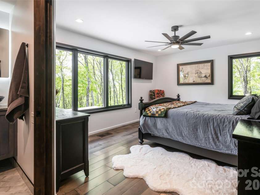 94A Laurel Ledge Way, Fletcher, NC 28732.  MLS# CAR4415346, YatesRealty ID 45347. 