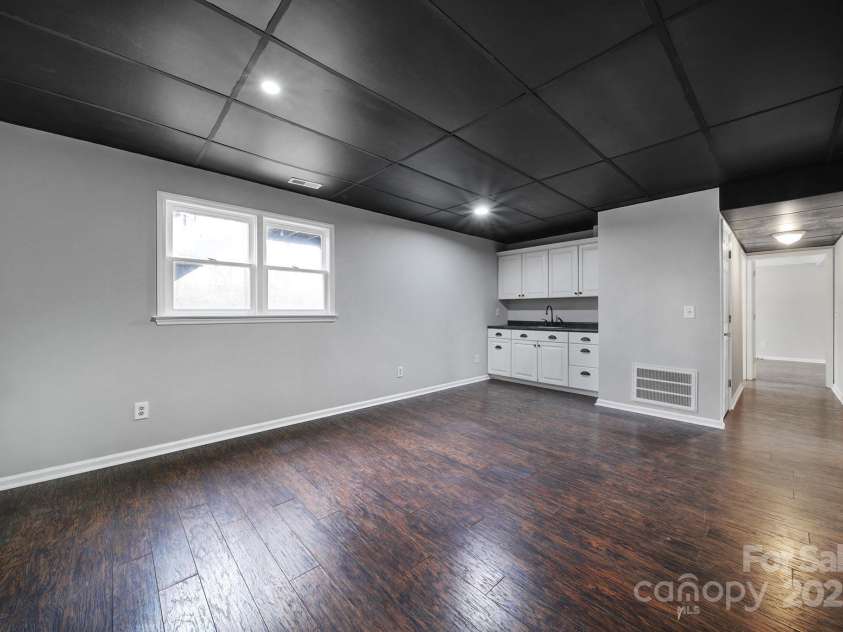 204 Swamp Fox Drive, Fort Mill, SC 29715.  MLS# CAR4215726, YatesRealty ID 4535. 