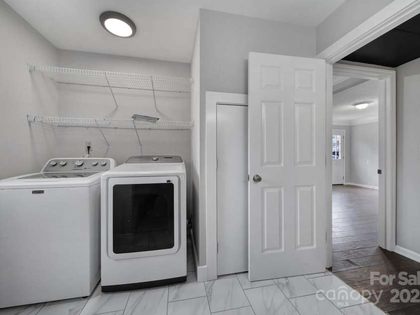 204 Swamp Fox Drive, Fort Mill, SC 29715.  MLS# CAR4215726, YatesRealty ID 4535. 