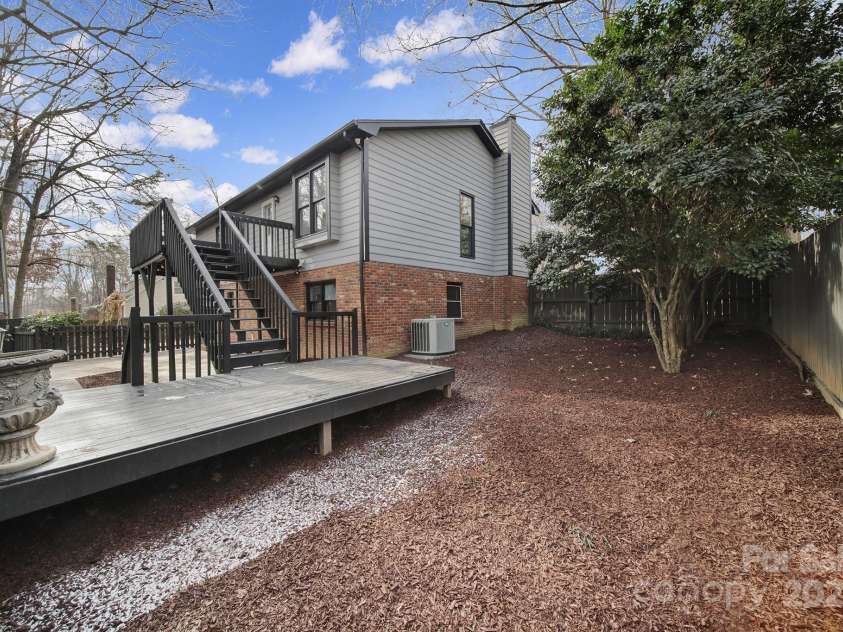 204 Swamp Fox Drive, Fort Mill, SC 29715.  MLS# CAR4215726, YatesRealty ID 4535. 