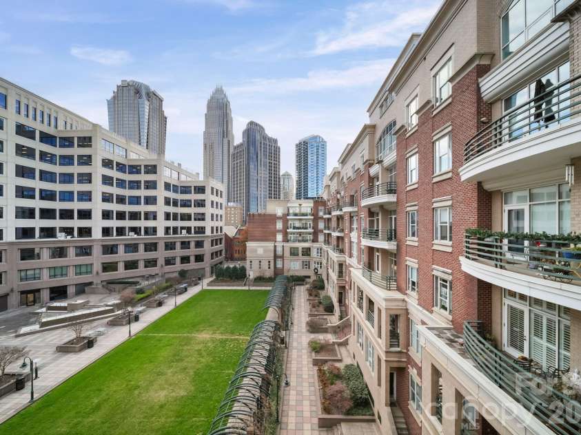 400 Church Street, Charlotte, NC 28202.  MLS# CAR4325886, YatesRealty ID 4535. Balcony view