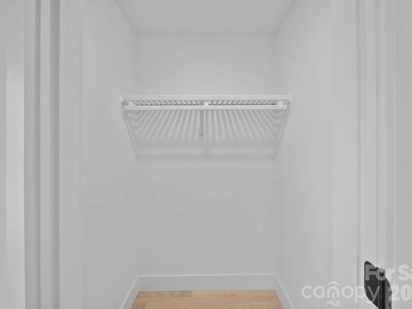 49 Johnson Drive, Asheville, NC 28804.  MLS# CAR4340354, YatesRealty ID 4535. 