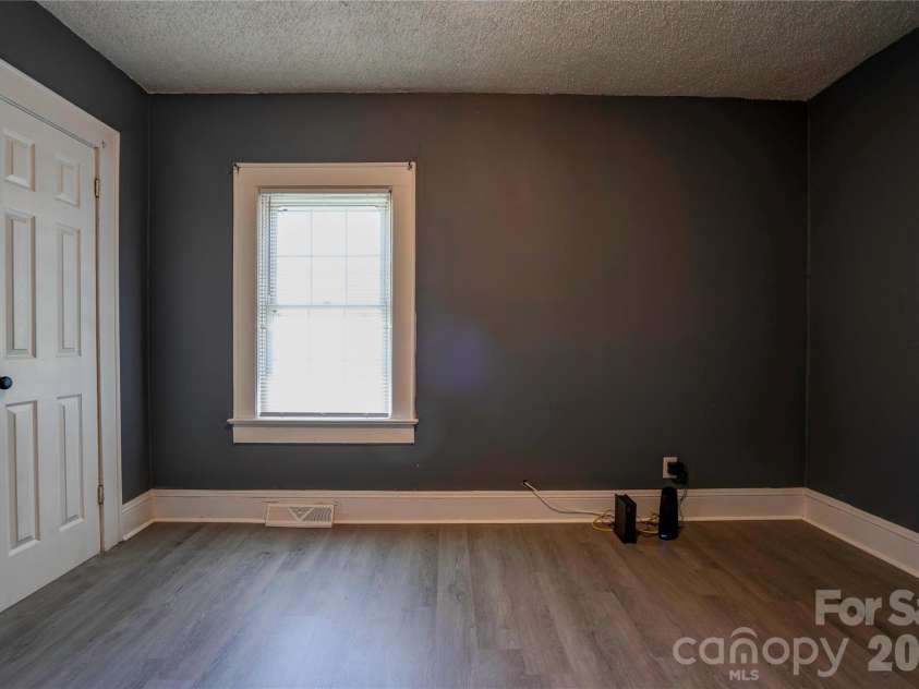 605 Meadowbrook Road, Kings Mountain, NC 28086.  MLS# CAR4415554, YatesRealty ID 45350. Bedroom 3