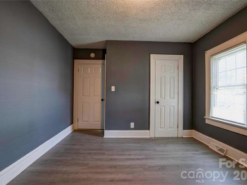 605 Meadowbrook Road, Kings Mountain, NC 28086.  MLS# CAR4415554, YatesRealty ID 45350. Bedroom 3