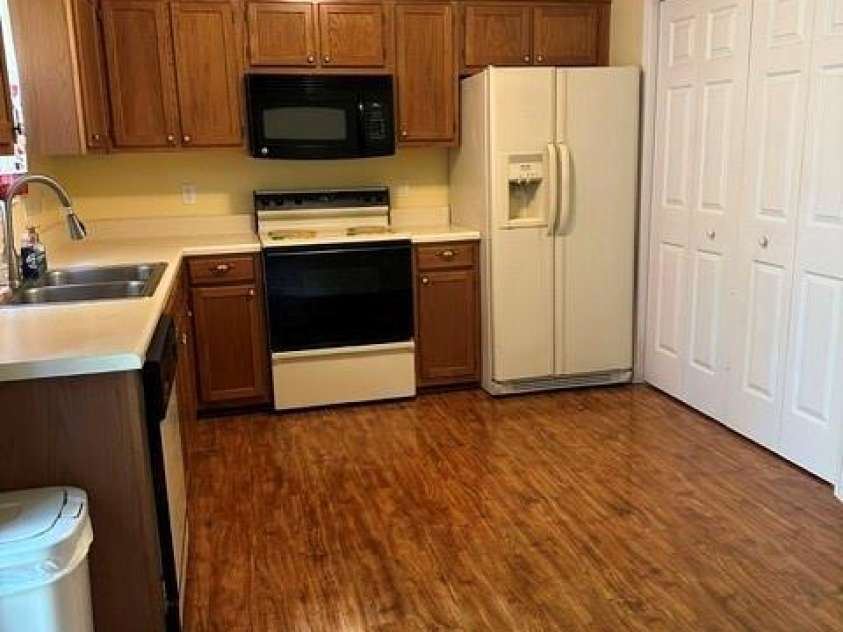 1535 20th Avenue, Hickory, NC 28601.  MLS# CAR4416241, YatesRealty ID 45354. 