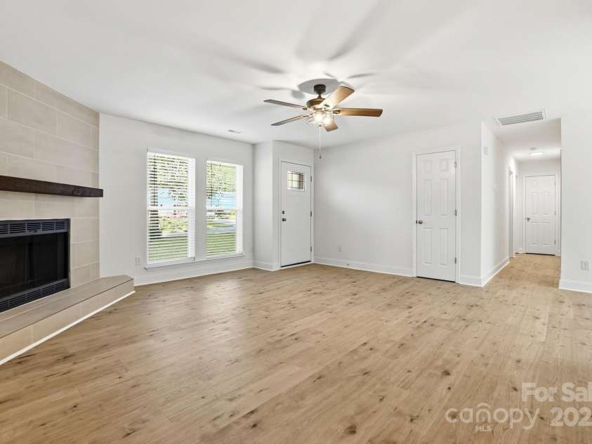 10200 Atchinson Drive, Mint Hill, NC 28227.  MLS# CAR4316126, YatesRealty ID 45355. 