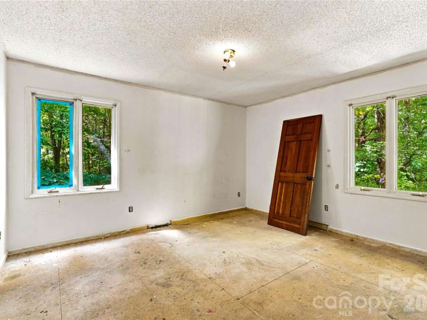 4515 Botany Trail, Maiden, NC 28650.  MLS# CAR4341123, YatesRealty ID 45355. 