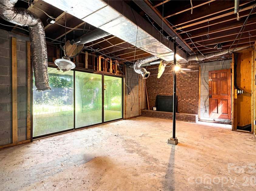 4515 Botany Trail, Maiden, NC 28650.  MLS# CAR4341123, YatesRealty ID 45355. 