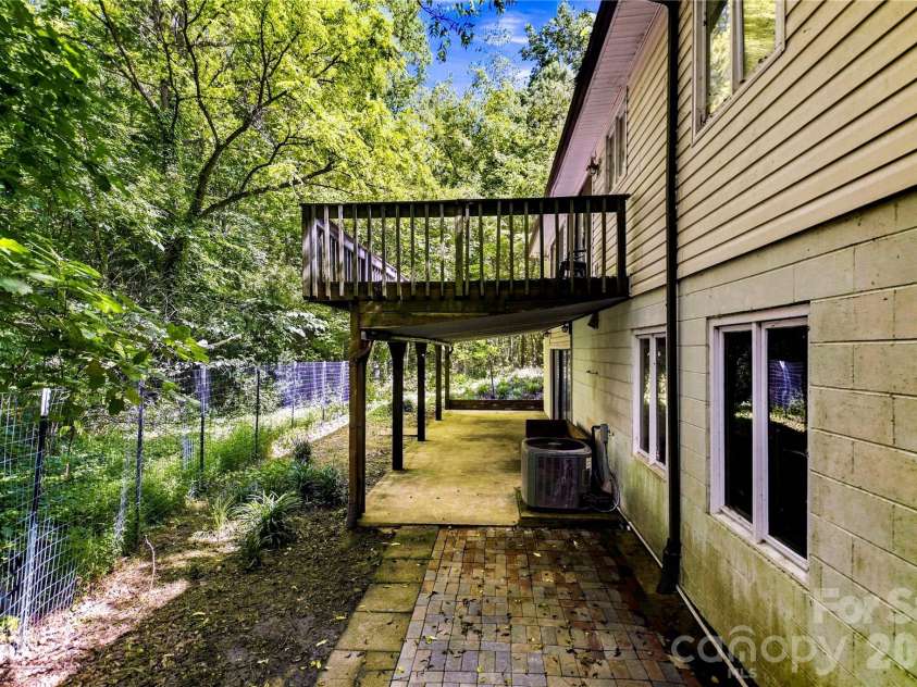4515 Botany Trail, Maiden, NC 28650.  MLS# CAR4341123, YatesRealty ID 45355. 