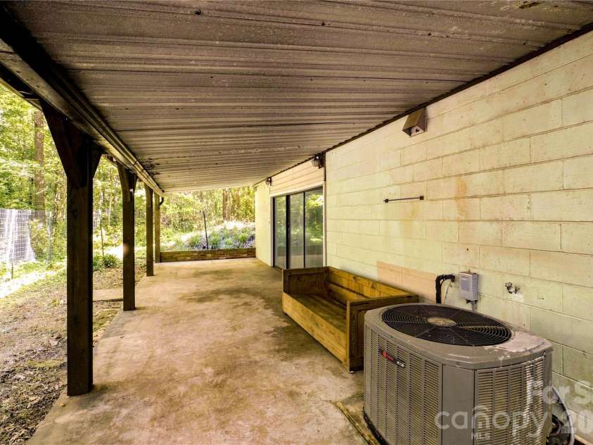 4515 Botany Trail, Maiden, NC 28650.  MLS# CAR4341123, YatesRealty ID 45355. 