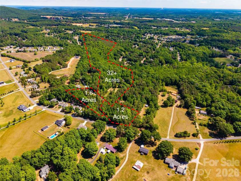 4515 Botany Trail, Maiden, NC 28650.  MLS# CAR4341123, YatesRealty ID 45355. 