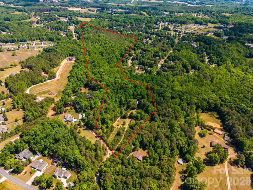 4515 Botany Trail, Maiden, NC 28650.  MLS# CAR4341123, YatesRealty ID 45355. 