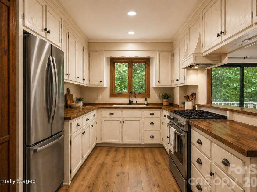 4515 Botany Trail, Maiden, NC 28650.  MLS# CAR4341123, YatesRealty ID 45355. Galley Kitchen with Updated Vision