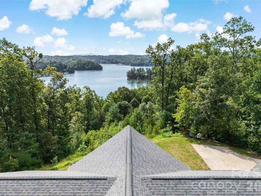 6521 Lake James Road, Marion, NC 28752.  MLS# CAR4414522, YatesRealty ID 45357. 