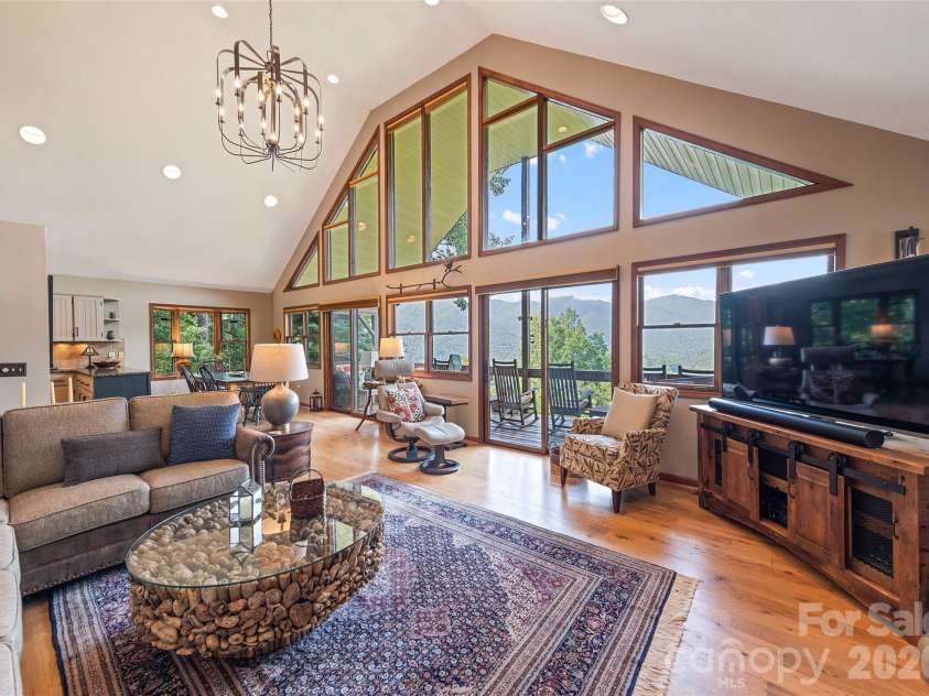 509 Deer Creek Trail, Maggie Valley, NC 28751.  MLS# CAR4408706, YatesRealty ID 45359. 