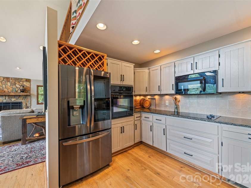 509 Deer Creek Trail, Maggie Valley, NC 28751.  MLS# CAR4408706, YatesRealty ID 45359. 