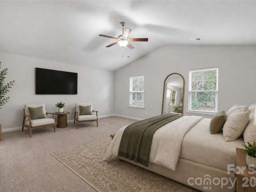 8908 Sawyer Run Court, Charlotte, NC 28215.  MLS# CAR4416206, YatesRealty ID 45361. 