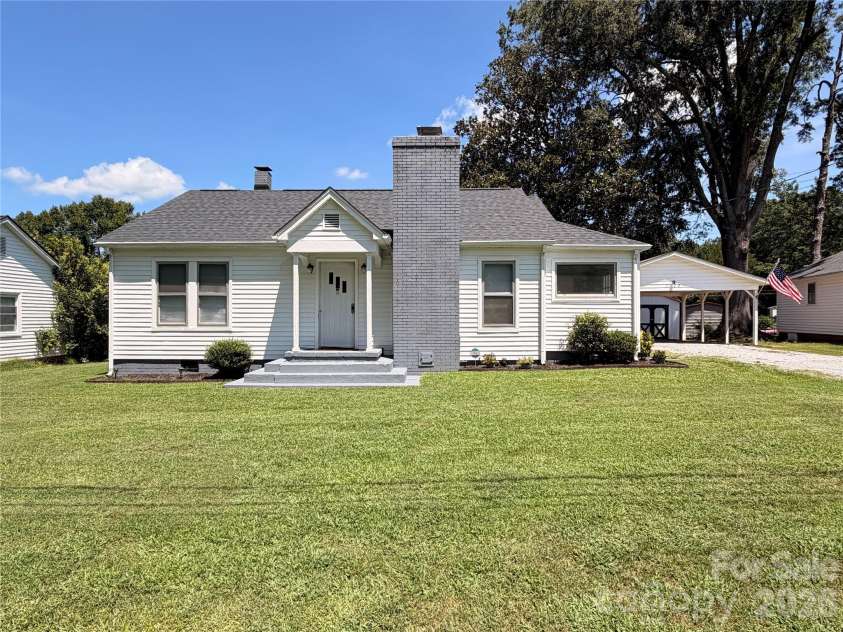 1223 Milton Avenue, Kannapolis, NC 28081.  MLS# CAR4416286, YatesRealty ID 45363. 
