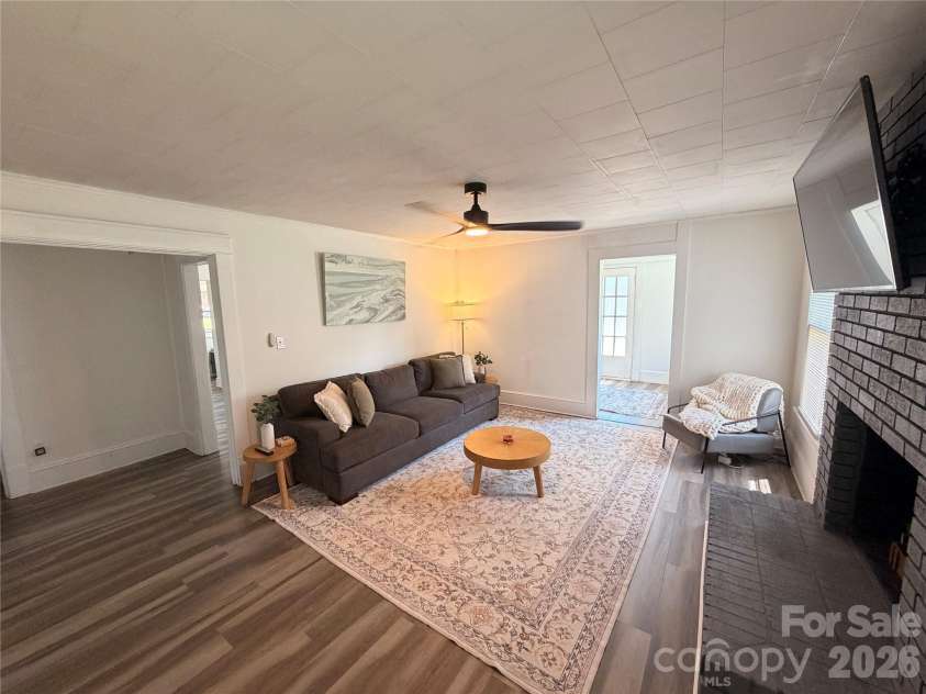 1223 Milton Avenue, Kannapolis, NC 28081.  MLS# CAR4416286, YatesRealty ID 45363. 