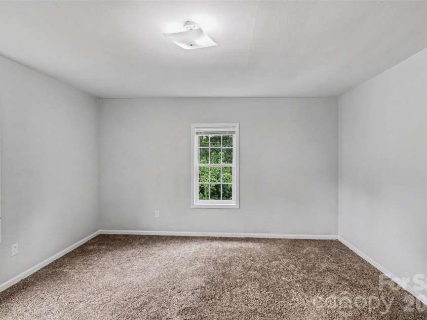 317 James Street, Gastonia, NC 28052.  MLS# CAR4409942, YatesRealty ID 45364. 