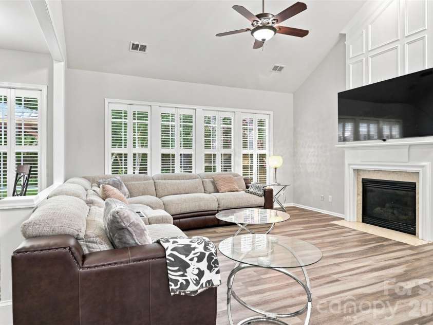 7819 Lamington Drive, Fort Mill, SC 29707.  MLS# CAR4408281, YatesRealty ID 45365. 