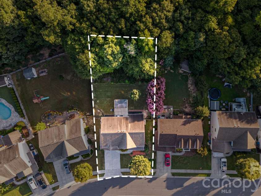 7819 Lamington Drive, Fort Mill, SC 29707.  MLS# CAR4408281, YatesRealty ID 45365. 