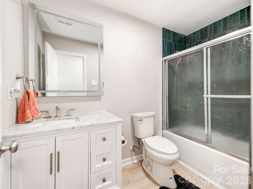 4925 Springview Road, Charlotte, NC 28213.  MLS# CAR4411619, YatesRealty ID 45366. Quartz Countertops in Bathrooms with Beautiful Tile Backsplash in Showers!
